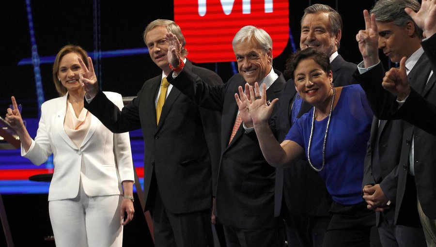 Debate Presidencial en Imágenes: Todo Chile conectado con las 8 cartas a La Moneda