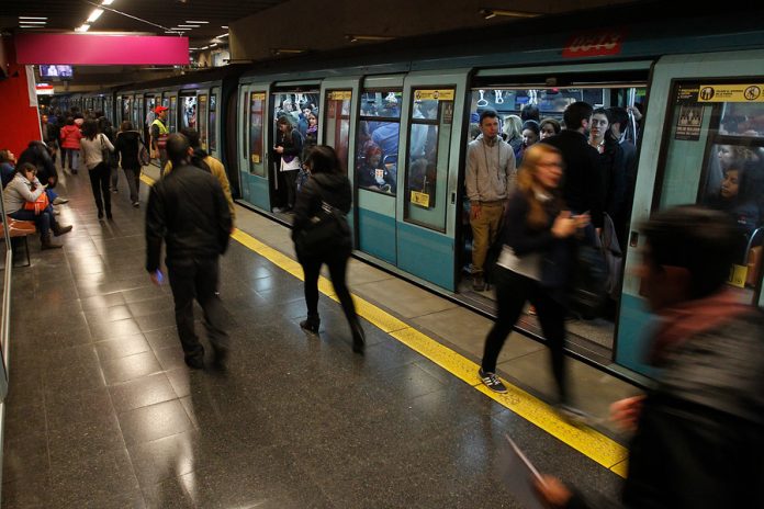 Gobierno anunció que Metro, Merval y Biotrén serán gratis el día de elecciones