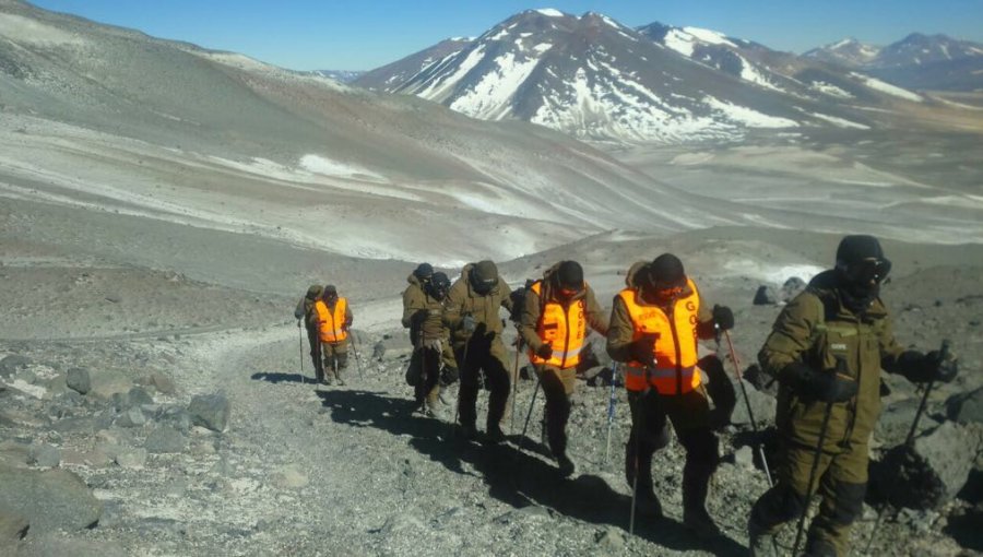 Gope rescató cuerpo de turista polaco fallecido en volcán Ojos del Salado