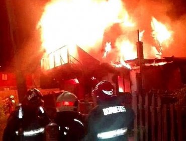 Incendio destruyó casa del sospechoso del triple crimen de Lota: Sería vengaza