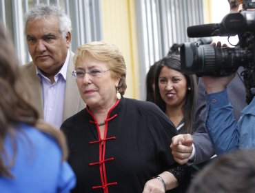 Presidenta Michelle Bachelet recibirá a Guillier este martes en La Moneda