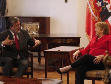 Bachelet recibió a Guiller en La Moneda: "Me va a tocar seguir con sus reformas en el Congreso"