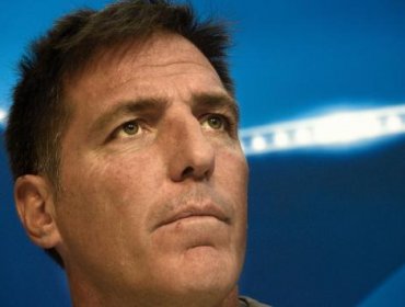 O'Higgins dio una emotiva arenga a Eduardo Berizzo por su cáncer de próstata