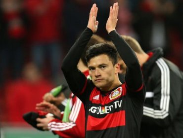 Leverkusen triunfó en Bundesliga con Charles Aránguiz en cancha