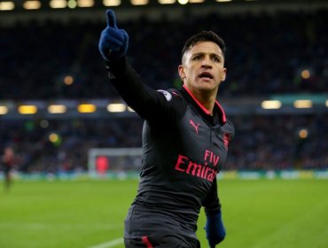 Arsenal ganó a Burnley al último minuto con gol de Alexis Sánchez