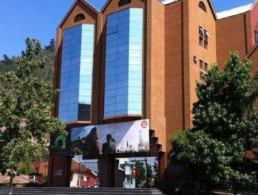 Nuevos despidos en Canal 13: 26 trabajadores del área de ficción dejan la señal de Luksic