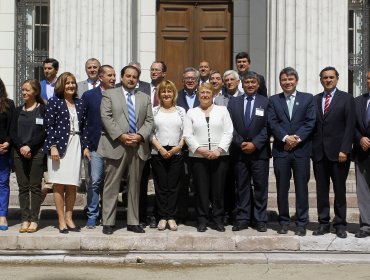 Bachelet por glaciar Grey: “El cambio climático está ocurriendo ahora y aquí”