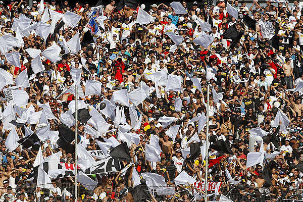 Aplazan venta de entradas para el partido entre Huachipato y Colo Colo