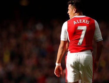 Arsenal igualó sobre la hora con pase de Alexis Sánchez