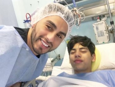 Complejo momento familiar vivió Kanela: Vocalista de Noche de Brujas tuvo que partir urgente a una clínica