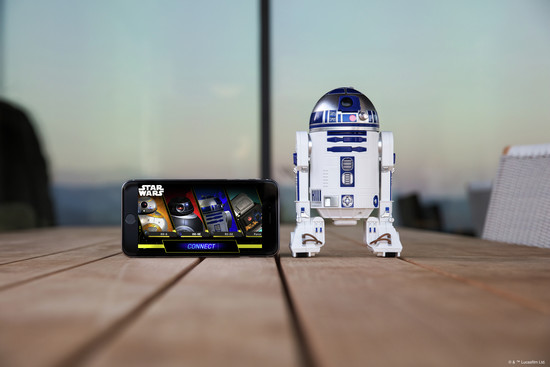 Star Wars se toma la pantalla grande y sus impresionantes robots la navidad