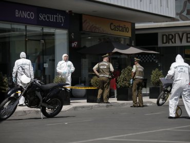 Frustran asalto en Banco de Lo Barnechea: Delincuentes tenía un botín de 162 millones de pesos