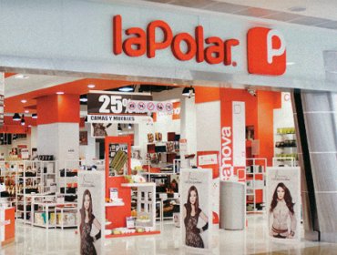 Otra vez La Polar en la mira: Sernac presentó demanda colectiva por cambio inconsulto de tarjetas