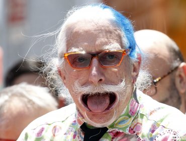 Patch Adams : "Yo no apoyo de ninguna manera a Piñera como presidente"