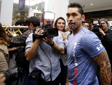 Marcelo Ríos llega a Chile para votar este domingo "Me interesa el futuro de Chile"