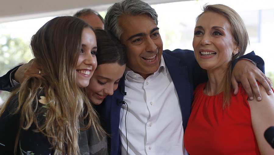Tras acompañar a ME-O en la campaña, Karen Doggenweiler regresa a TVN