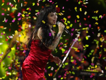 Mon Laferte llama a votar: “Tenemos que dar nuestra opinión"
