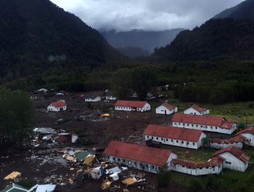 Gobierno confirma 8 fallecidos tras aluvión en Villa Santa Lucía en Región de Los Lagos