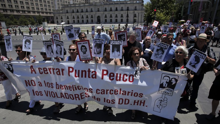 Expectación ante posible anuncio de Bachelet sobre cierre de Punta Peuco