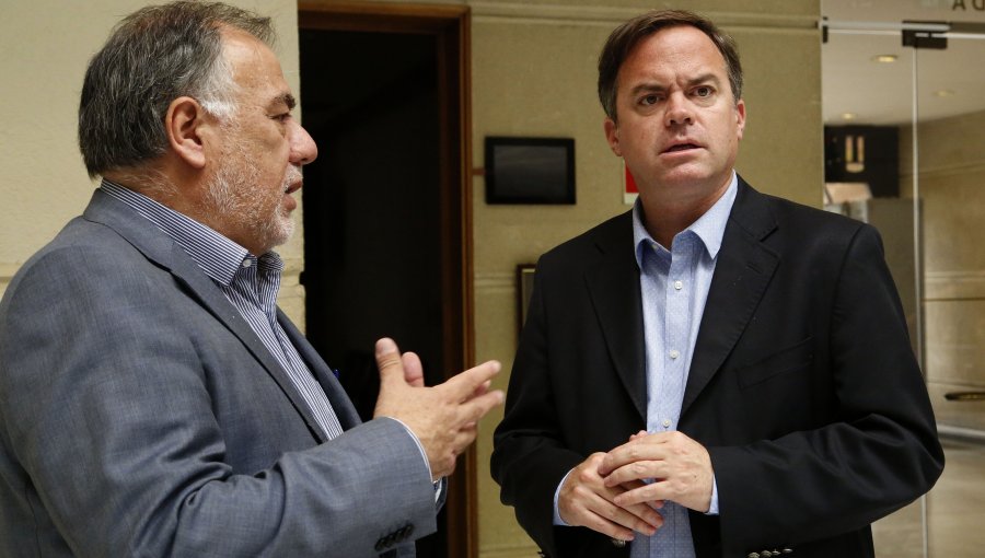 Diputados Andrade y Walker piden suma urgencia para proyectos que mejoran las pensiones
