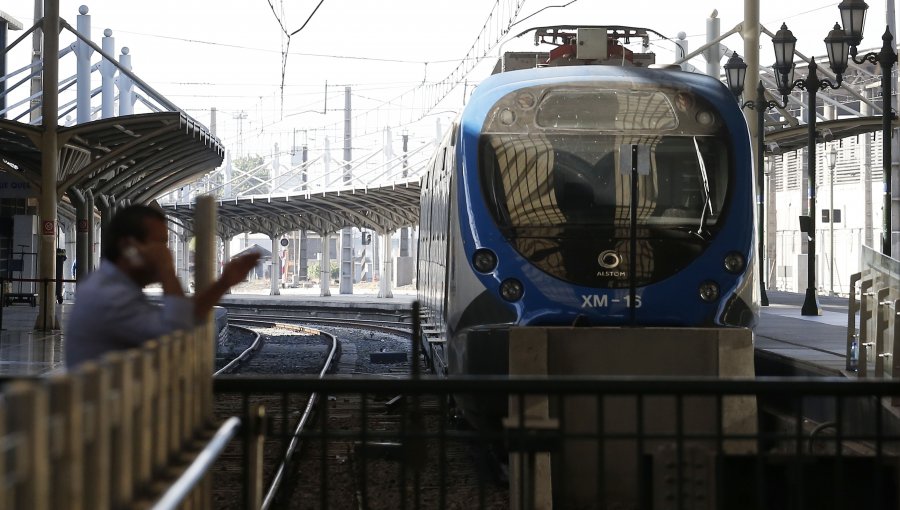 Tren Central y trabajadores llegan a acuerdo luego de más de 20 días de paro