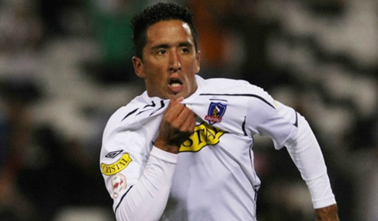 Lucas Barrios tendría listo su regreso a Colo Colo