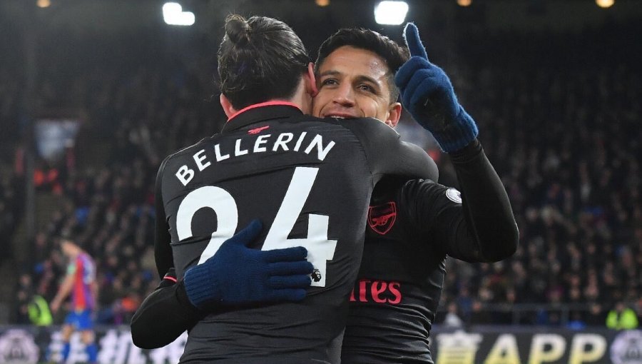 Alexis Sánchez brilló con un doblete en victoria del Arsenal por Premier League