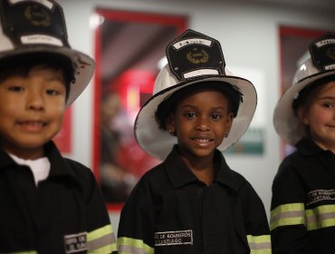 Unos 150 niños migrantes participan de la Navidad Intercultural en Kidzania