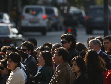 Desempleo llegó al 6,5%, con leve aumento de 0,3 puntos en 12 meses