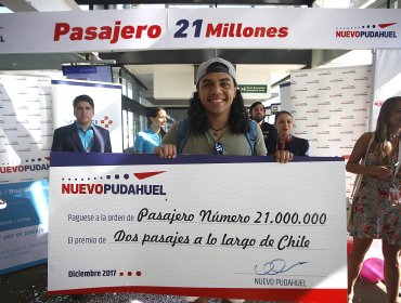 Estudiante en práctica fue el pasajero 21 millones del aeropuerto internacional