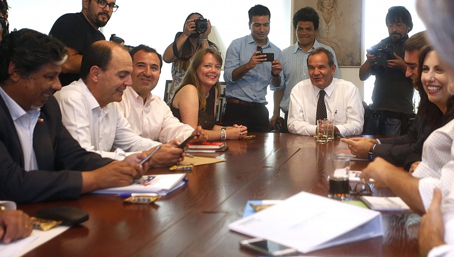 UDI por gabinete: Puede haber “excepciones” de quienes ejerzan cargos públicos