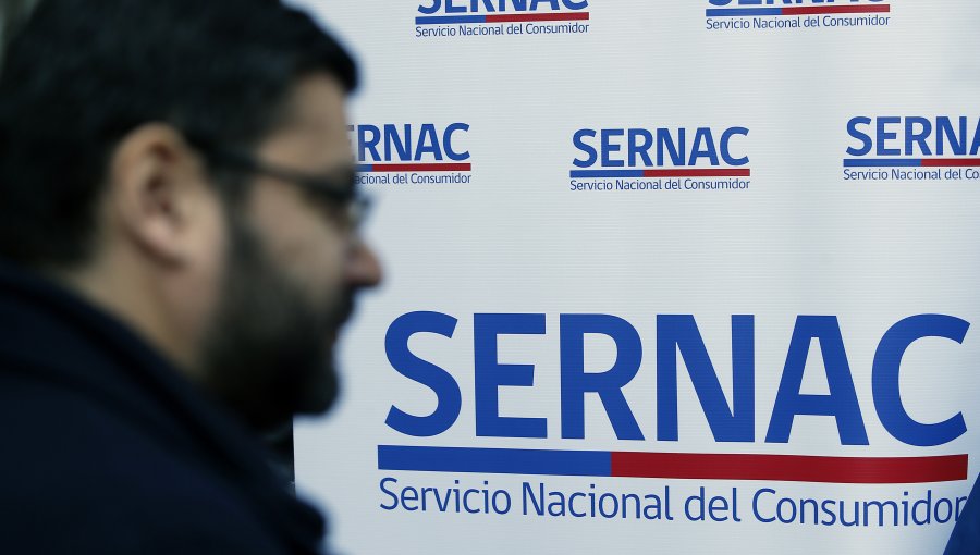 Sernac denuncia a 30 entidades por no informar cobranzas extrajudiciales