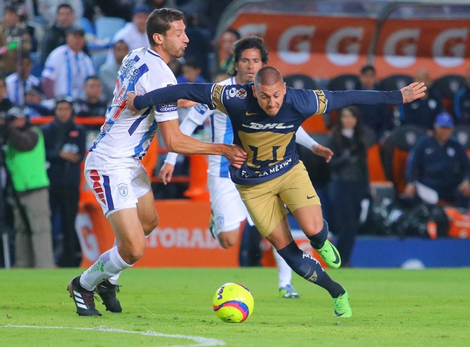 Fútbol Mexicano: Doblete de Castillo marcó triunfo de los Pumas