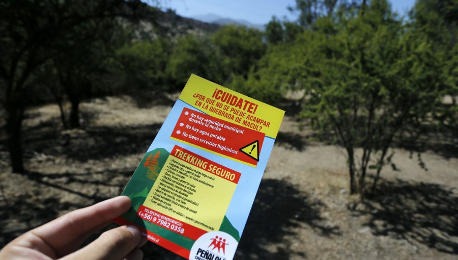 Vecinos de Peñalolén se organizan para prevenir incendios en Quebrada de Macul