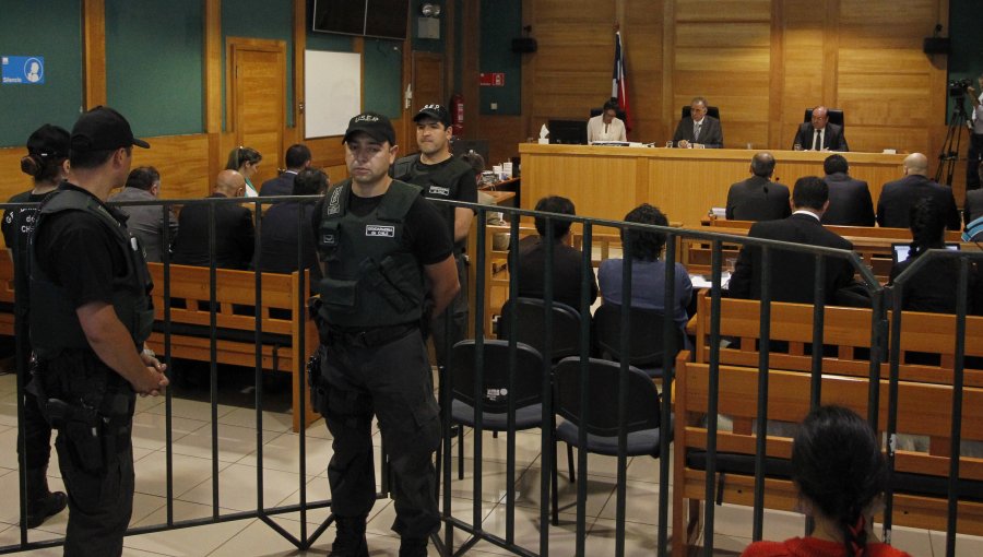 Caso Luchsinger- Mackay: Tribunal pide detención de 7 imputados