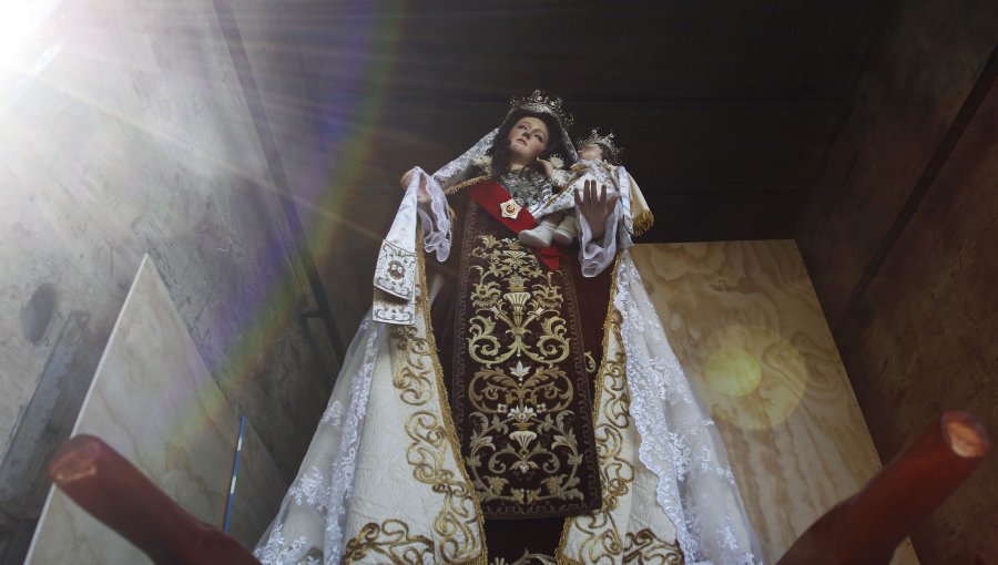 Virgen del Carmen de Concepción fue trasladada a Temuco por visita papal