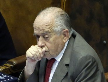 Andrés Zaldívar: "No tengo lepra" afirmó que no es causante del desprestigio de las instituciones