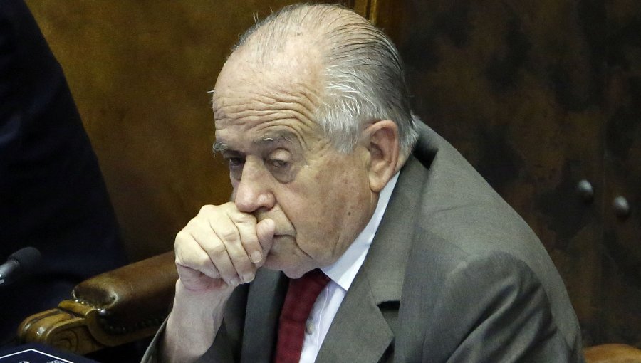 Andrés Zaldívar: "No tengo lepra" afirmó que no es causante del desprestigio de las instituciones
