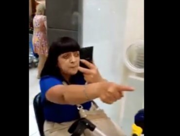 Nueva agresión a vendedora en Mall: Mujer agrede fuertemente a venezolana en Costanera Center