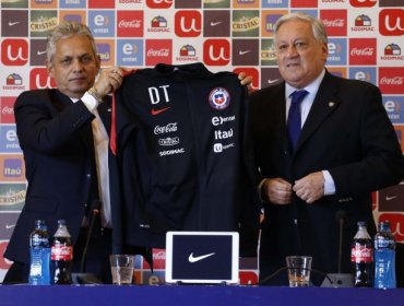 Reinaldo Rueda fue presentado oficialmente como nuevo DT de la Roja