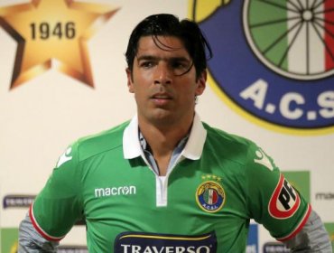 Audax Italiano goleó a Universidad de Chile con gol de Sebastián Abreu