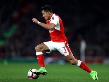 Milllonario Sueldo de Alexis en Manchester United provoca problemas en el camarín