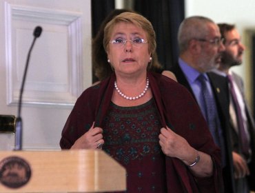 Bachelet por Nicanor Parra: “Chile pierde a uno de los más grandes autores”