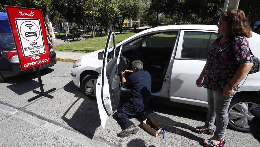 Las Condes crea aplicación “anti portonazo” para disminuir este delito