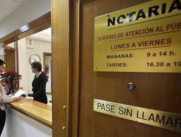 Notarios y Conservadores de Bienes Raíces en la mira: Contraloría objetó fusión de puestos