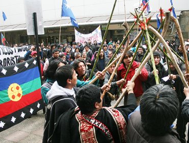 Enfrentamientos entre comuneros Mapuches termina con un muerto y 11 heridos