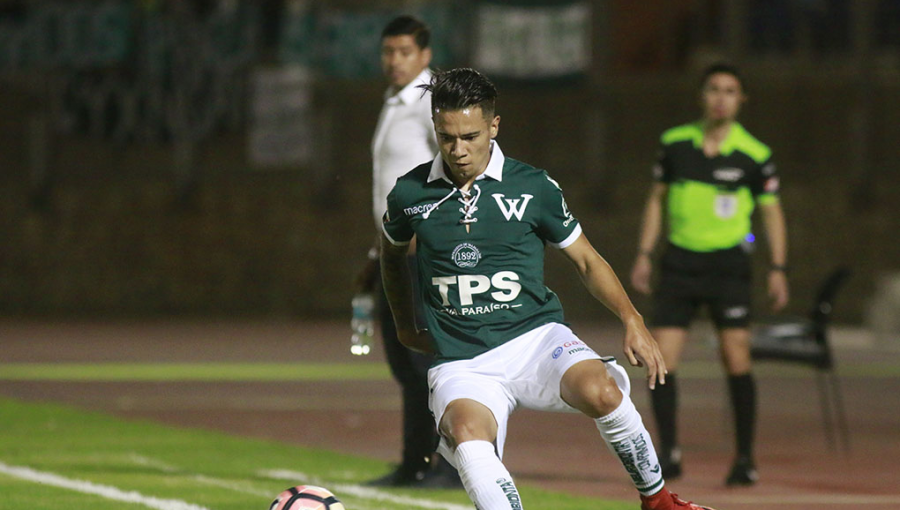 Primera B: Santiago Wanderers golpeó de entrada y consigue triunfo ante San Marcos de Arica