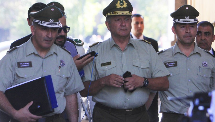 Encuesta Cadem: Nivel de desaprobación a Carabineros llega a 48%