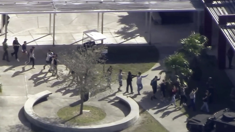 Tiroteo en Estados Unidos: Varios muertos y decenas de heridos en escuela de Florida