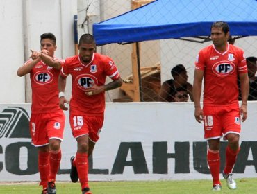 Unión La Calera alcanzó a la U y Colo-Colo en el segundo lugar